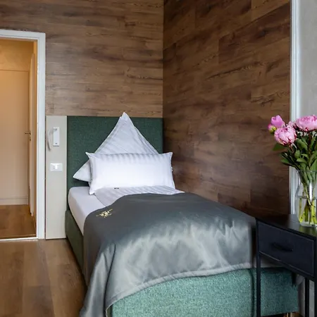 Hotel Krone Am Park