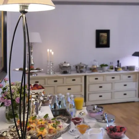 Krone Am Park Hotel 2*